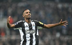 yl23455永利最新网址-邮报：伊萨克归队大门依然敞开，一些纽卡队友自亚洲行后没见过他