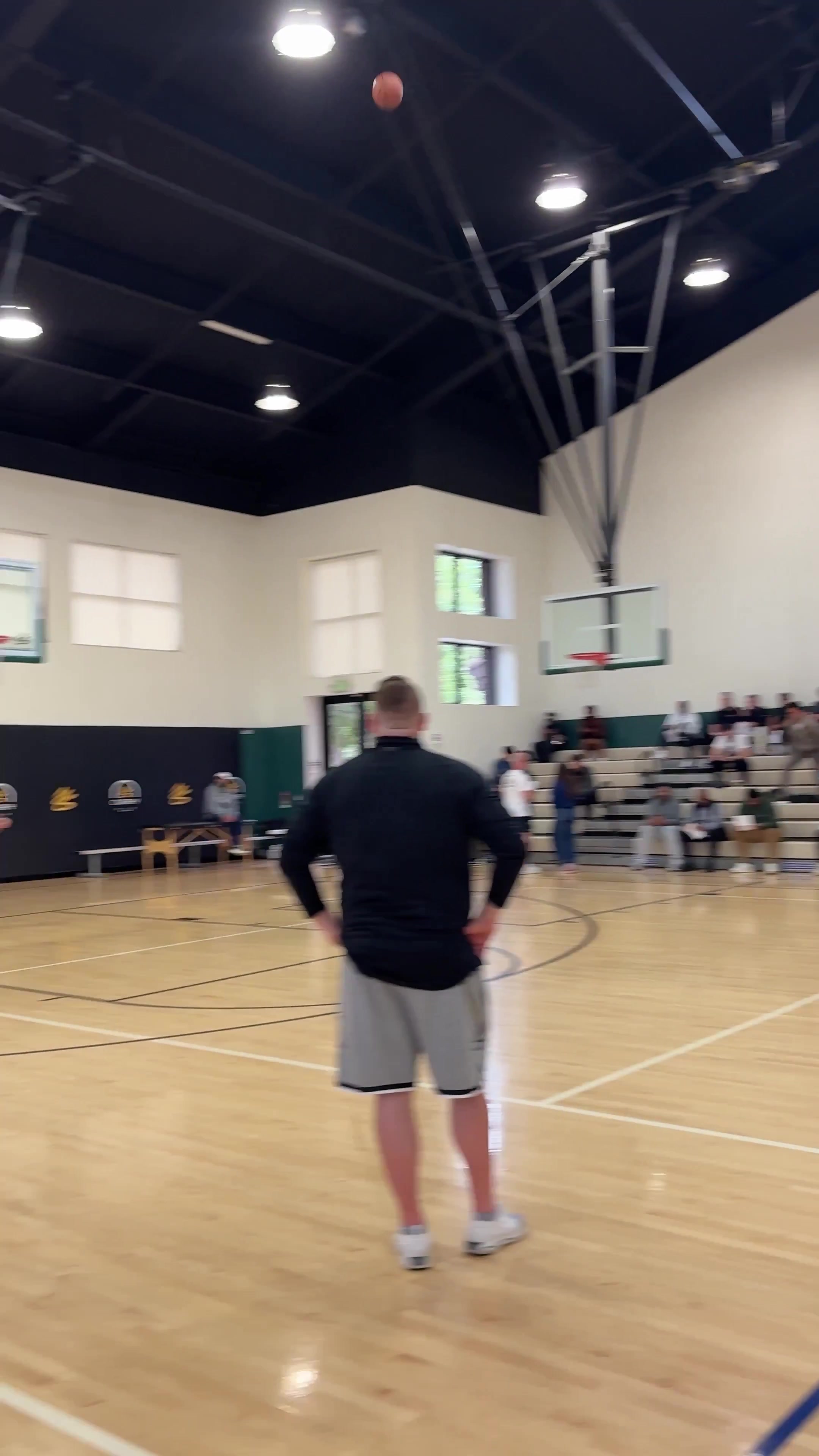 这投篮简直赏心悦目！库里训练营投篮训练小试牛刀~