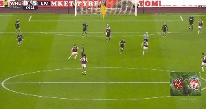 1735517490322084830.gif juventus 84.gif